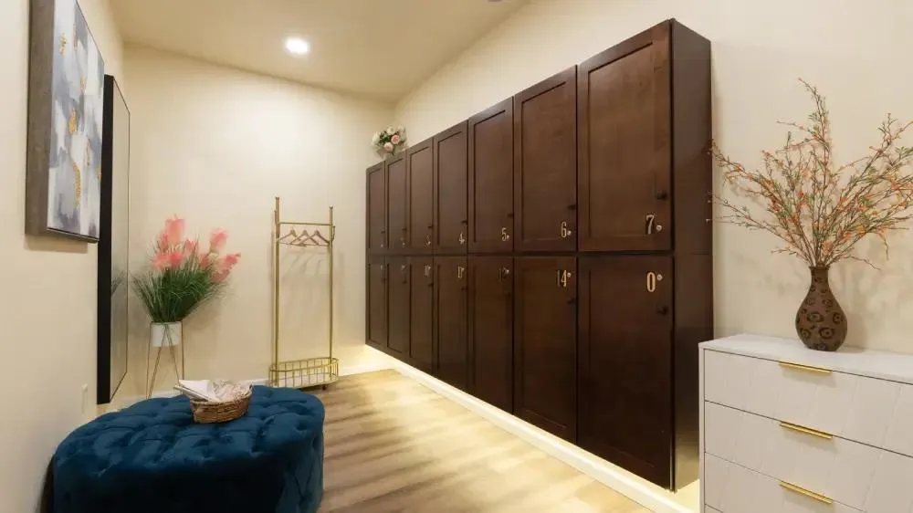 Guest changing room