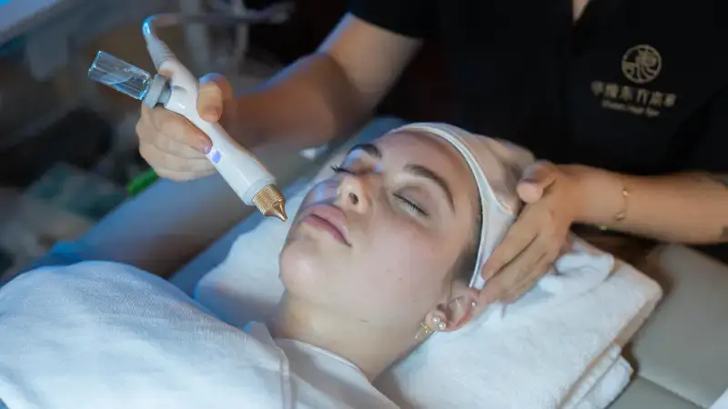 Vivian head spa service image for revitalizing-facial-cleanse